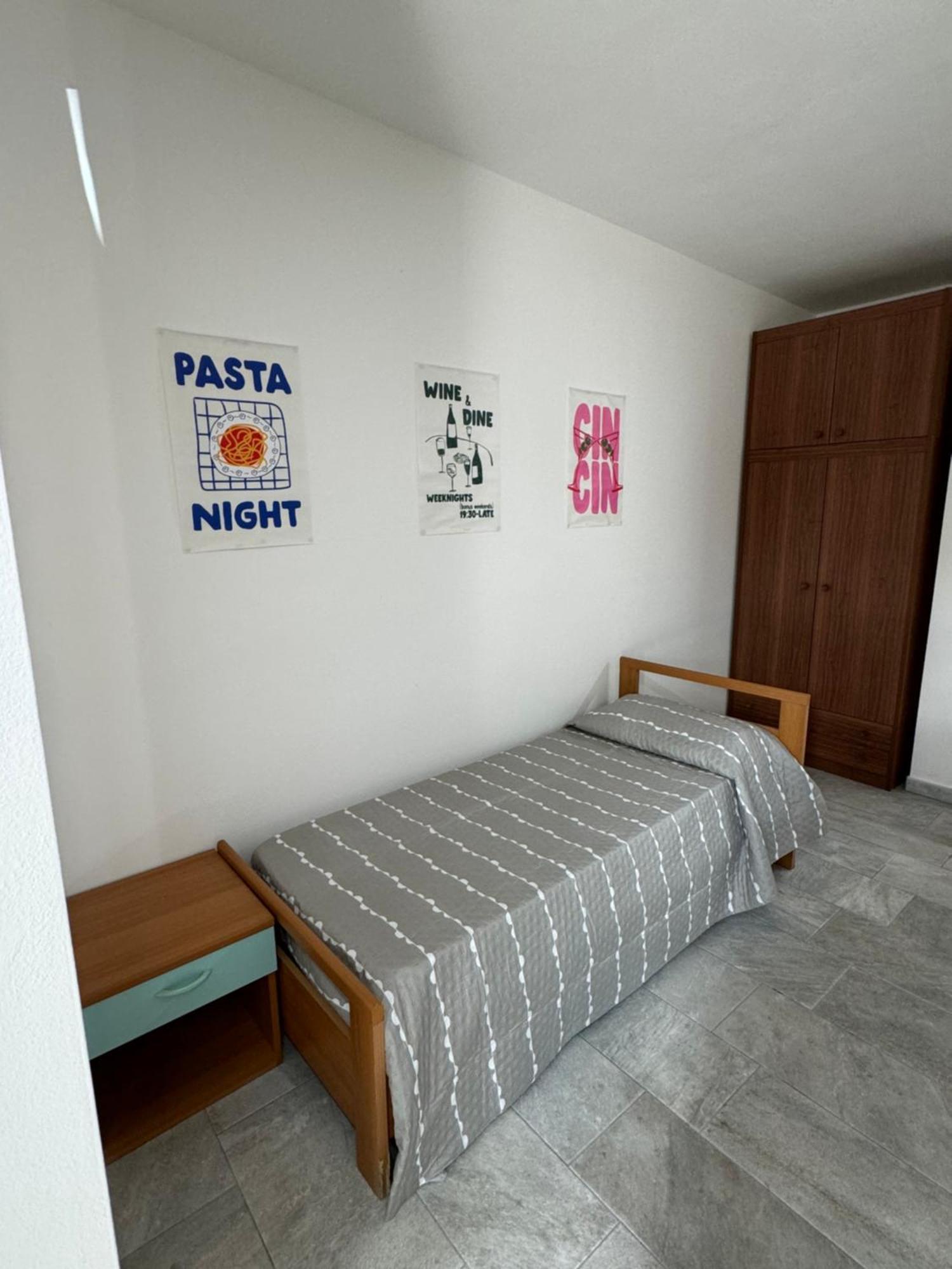 B&B Da Lucia Pula Exteriér fotografie